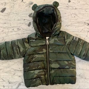 Baby GAP Camo Puffer Coat 6-12 Months